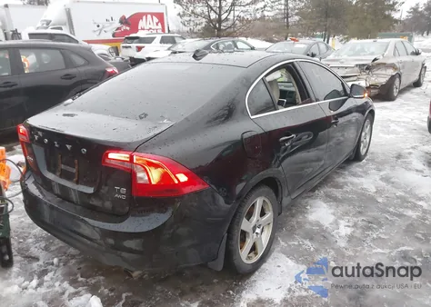 2011 Volvo S60 T6 from USA, damaged, VIN YV1902FHXB2007958